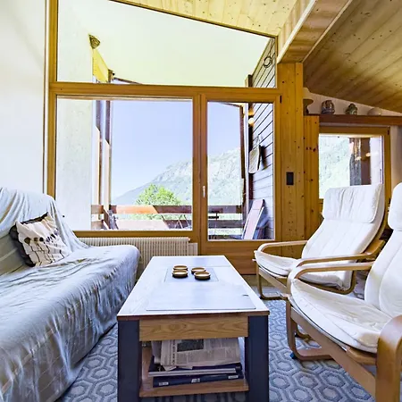 90 M With Garden In Mont-blanc Apartmán *
