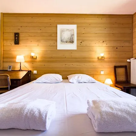 90 M With Garden In Mont-blanc Apartmán *