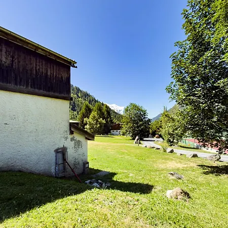 90 M With Garden In Mont-blanc Apartmán